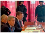 La audiencia de formalización duró más de siete horas. Al centro en la imagen, el Defensor Regional de Valparaíso, Claudio Pérez García.