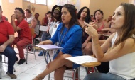 La defensora penitenciaria Estrella San Martín y la coordinadora Claudia Vergara en charla junto al Movilh a la Comunidad LGTB de la ex Penitenciaría