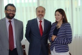 Los directivos de Antofagasta junto al presidente de la Corte de Apelaciones de Antofagata, Oscar Claveria