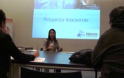 Valeria Vaccaro, coordinadora nacional del Proyecto Inocentes expuso a periodistas de Antofagasta