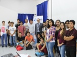 Estudiantes de la carrera de derecho de la UTA presenciaron una nueva charla sobre Proyecto Inocentes dictada por el Jefe de Estudios Sergio Zenteno.