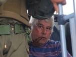 Rigoberto Orellana Jeneral, luego de ser bajado del carro policial en la protesta pesquera en la ciudad de Arica. Fotografía: Francisco Manríquez 
