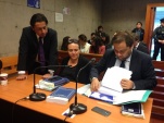 Los defensores penales públicos Eduardo Camus, Alicia Parra y Rodrigo Torres participaron de audiencia de reformalización., 