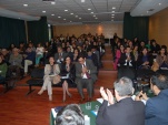 La concurrencia al simposio repletó el salón Esmeralda de la Universidad Santo Tomas, sede Iquique.