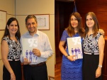 Los magistrados Jaime Salas y Carolina Díaz, recibieron la revista institucional 93, de manos de la defensora local jefe, Georgina Guevara.