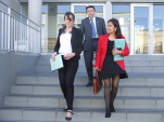 LAs defensoras Grace Méndez y Marcela Crisosto a la salida del Tribunal Oral de Puerto Montt. 