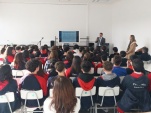 Herrera expuso ante más de un centenar de alumnos, en dos charlas realizadas durante la mañana del jueves