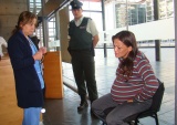 Paramédicas del Centro de Justicia atienden a imputada María Rosario Bustos cuando tuvo síntomas de parto en audiencia