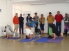 Veinte internos homosexuales, discapacitados físicos o con VIH participaron en el taller de yoga realizado en el penal de Rancagua.